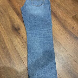 Levi's Blue Jeans 34x32    6